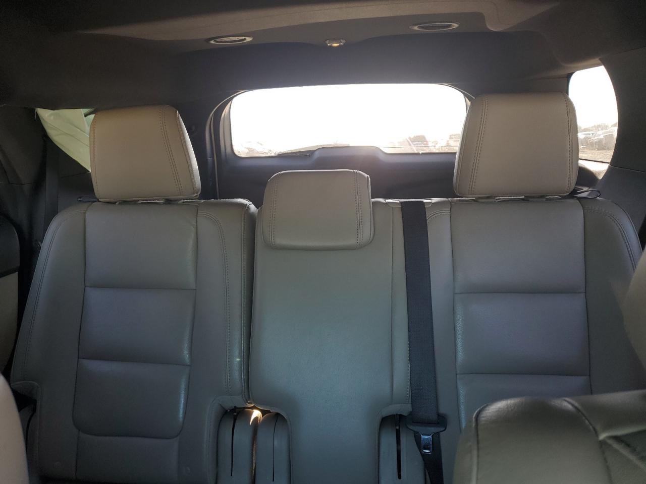 2013 Ford Explorer - Image 10