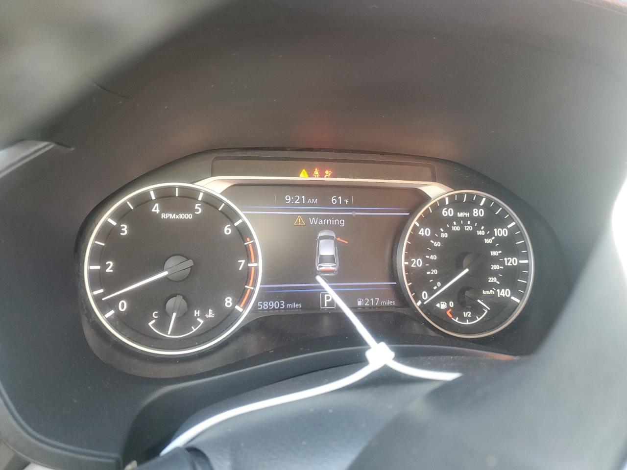 2020 Nissan Altima - Image 9