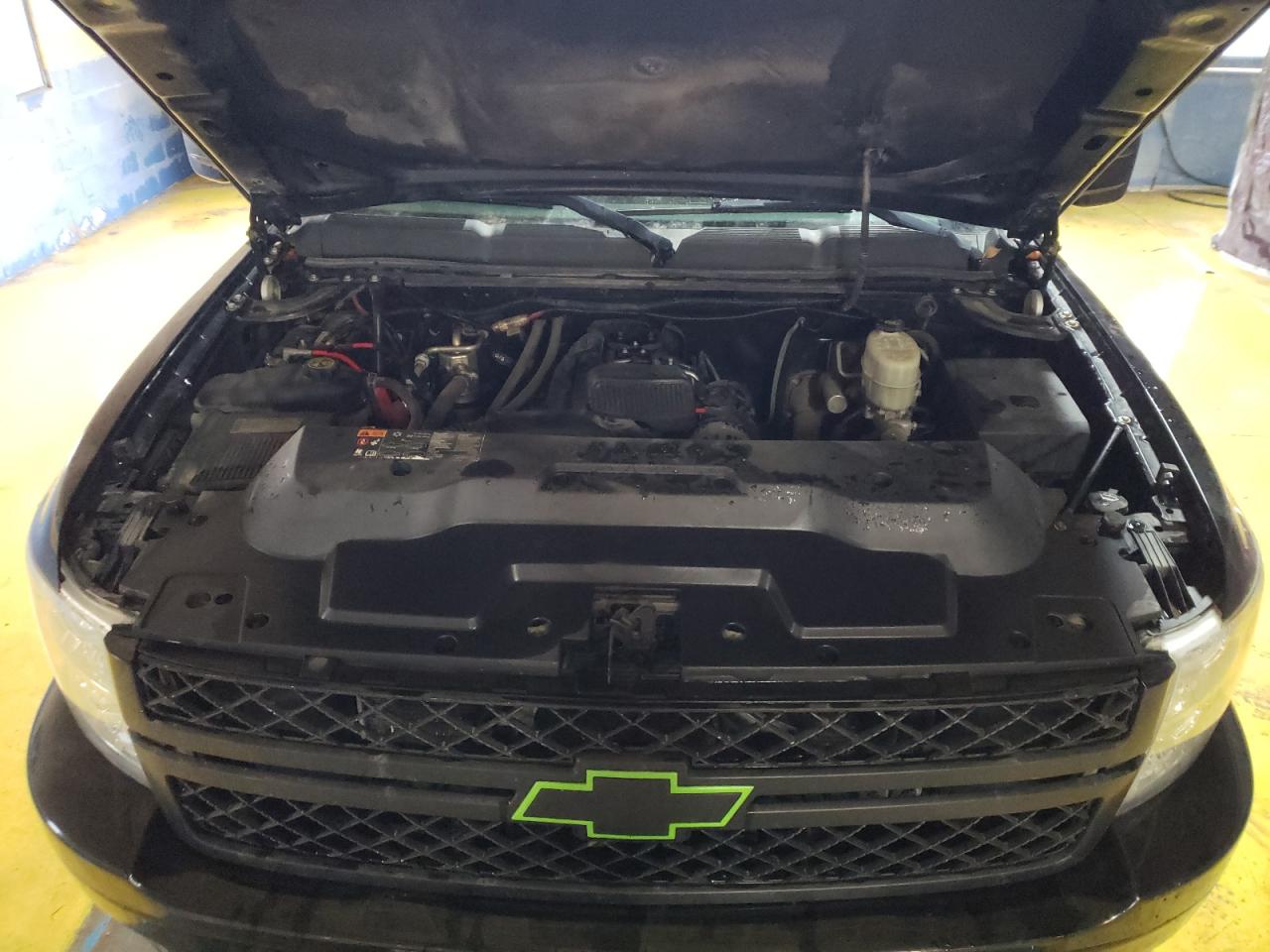 2014 Chevrolet Silverado - Image 11