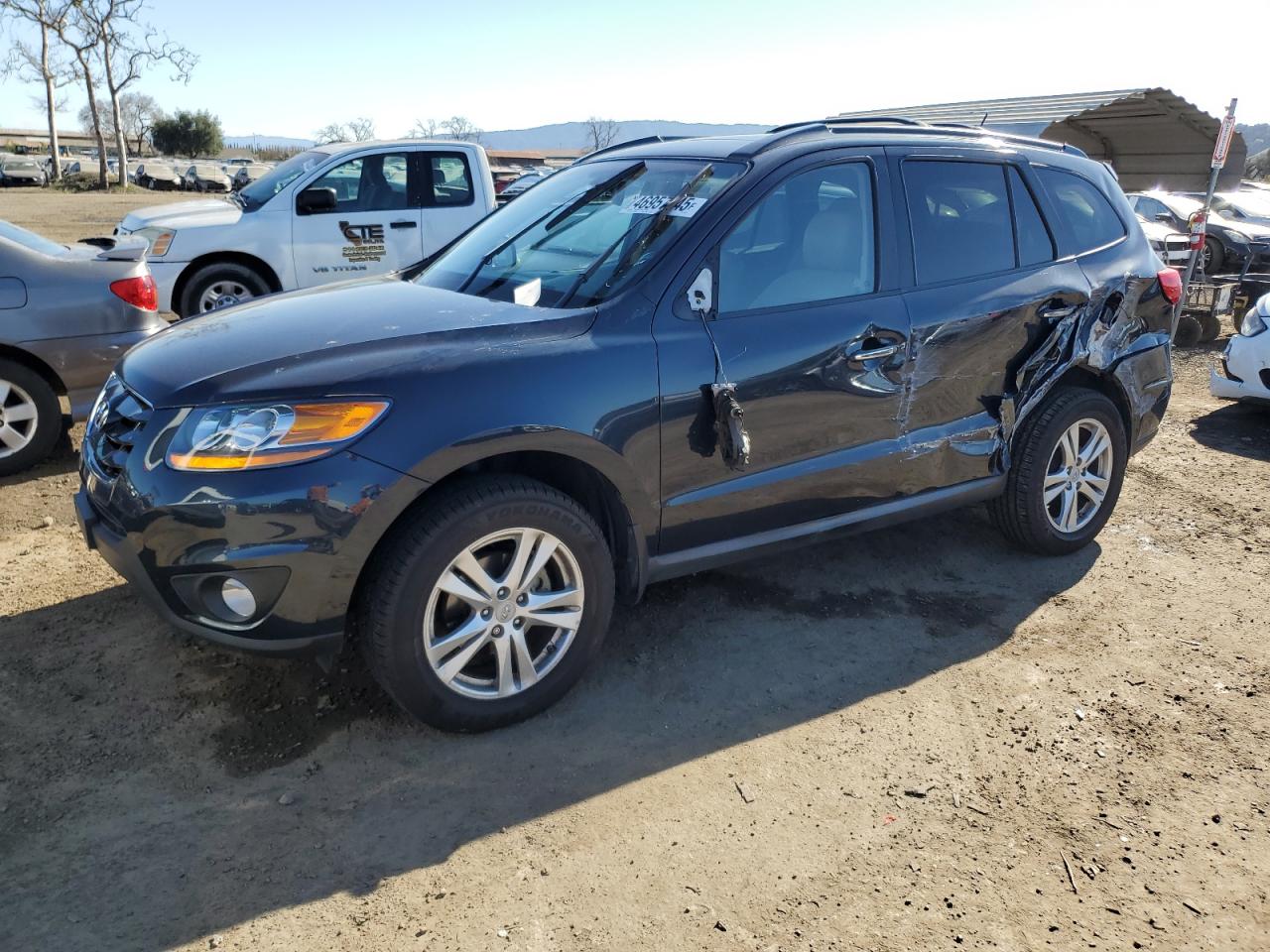 2010 Hyundai Santa Fe - Image 1