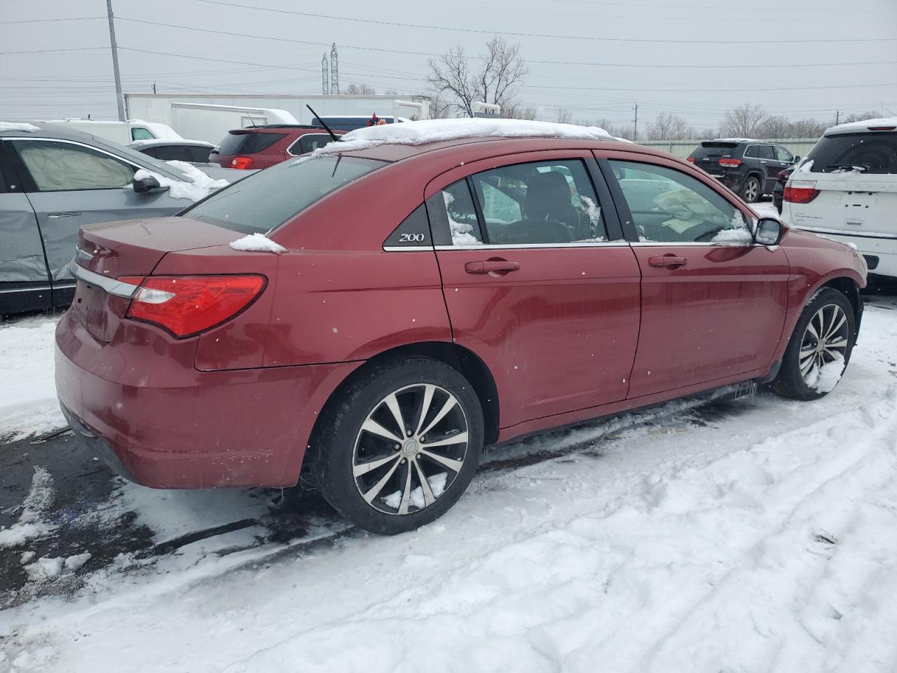 2013 Chrysler 200 - Image 3