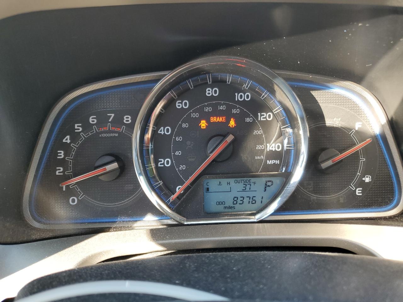 2015 Toyota RAV 4 - Image 9