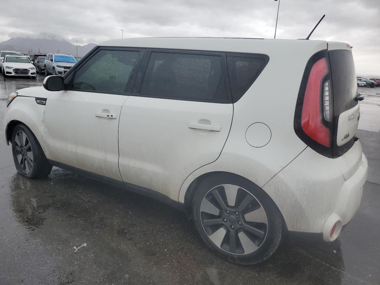 2015 Kia Soul - Image 2