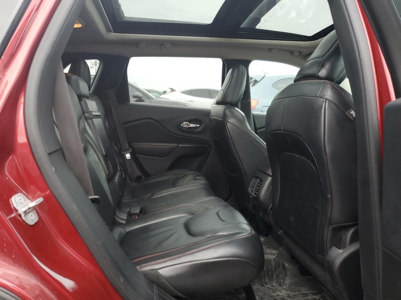 2014 Jeep Cherokee - Image 10
