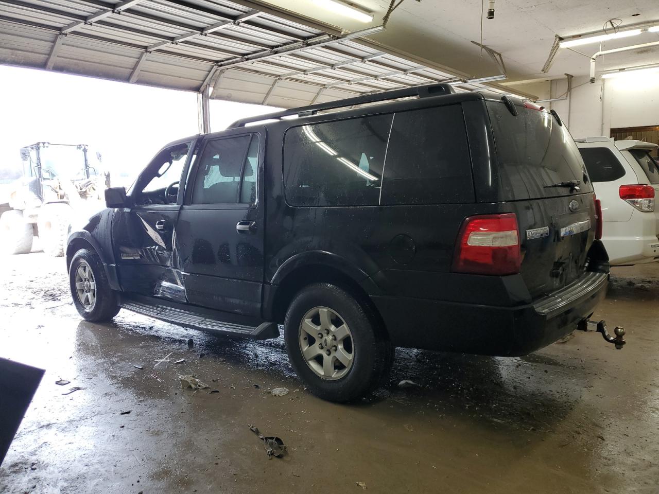 2008 Ford Expedition - Image 2