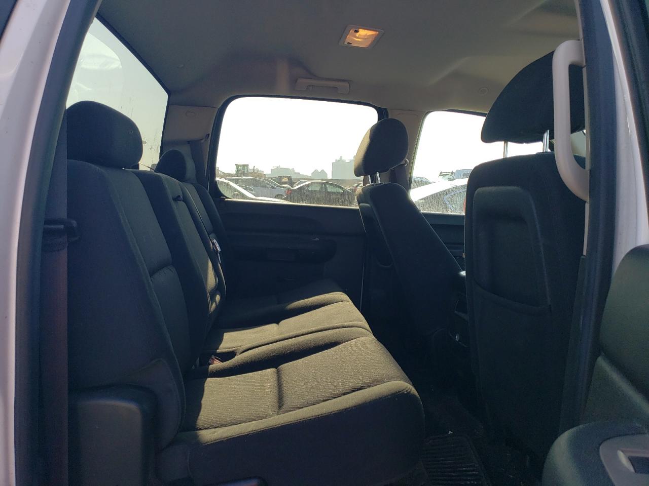 2013 Chevrolet Silverado - Image 10