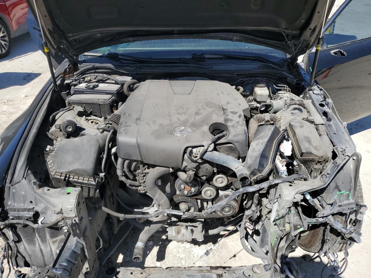 2014 Lexus IS - Image 11