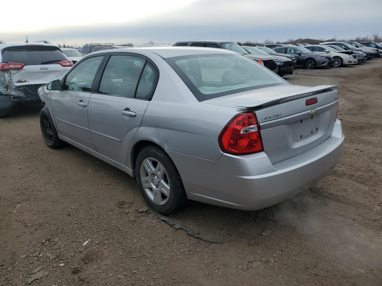 2006 Chevrolet Malibu - Image 2
