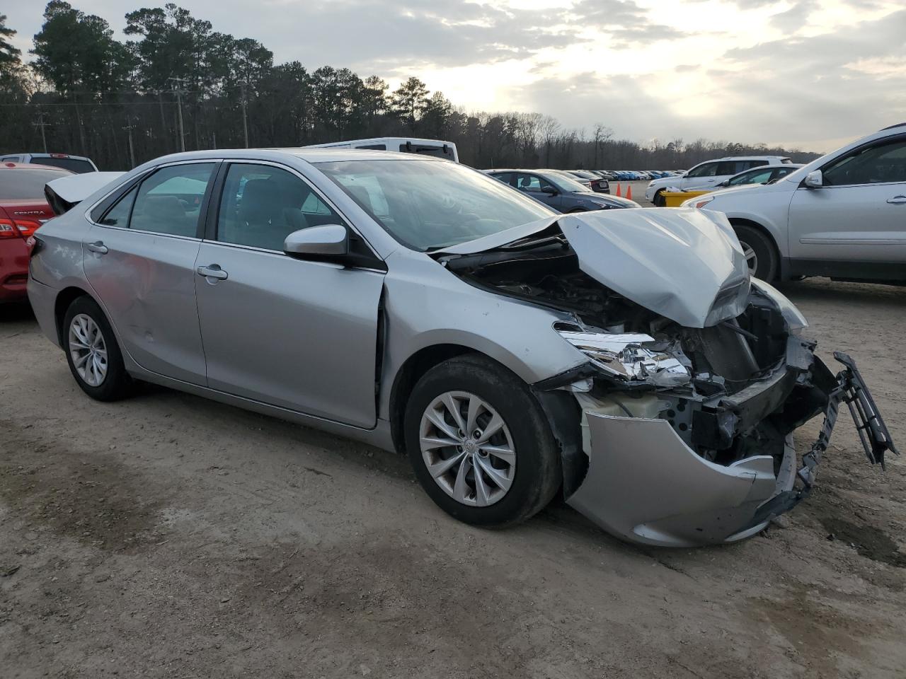 2015 Toyota Camry - Image 4
