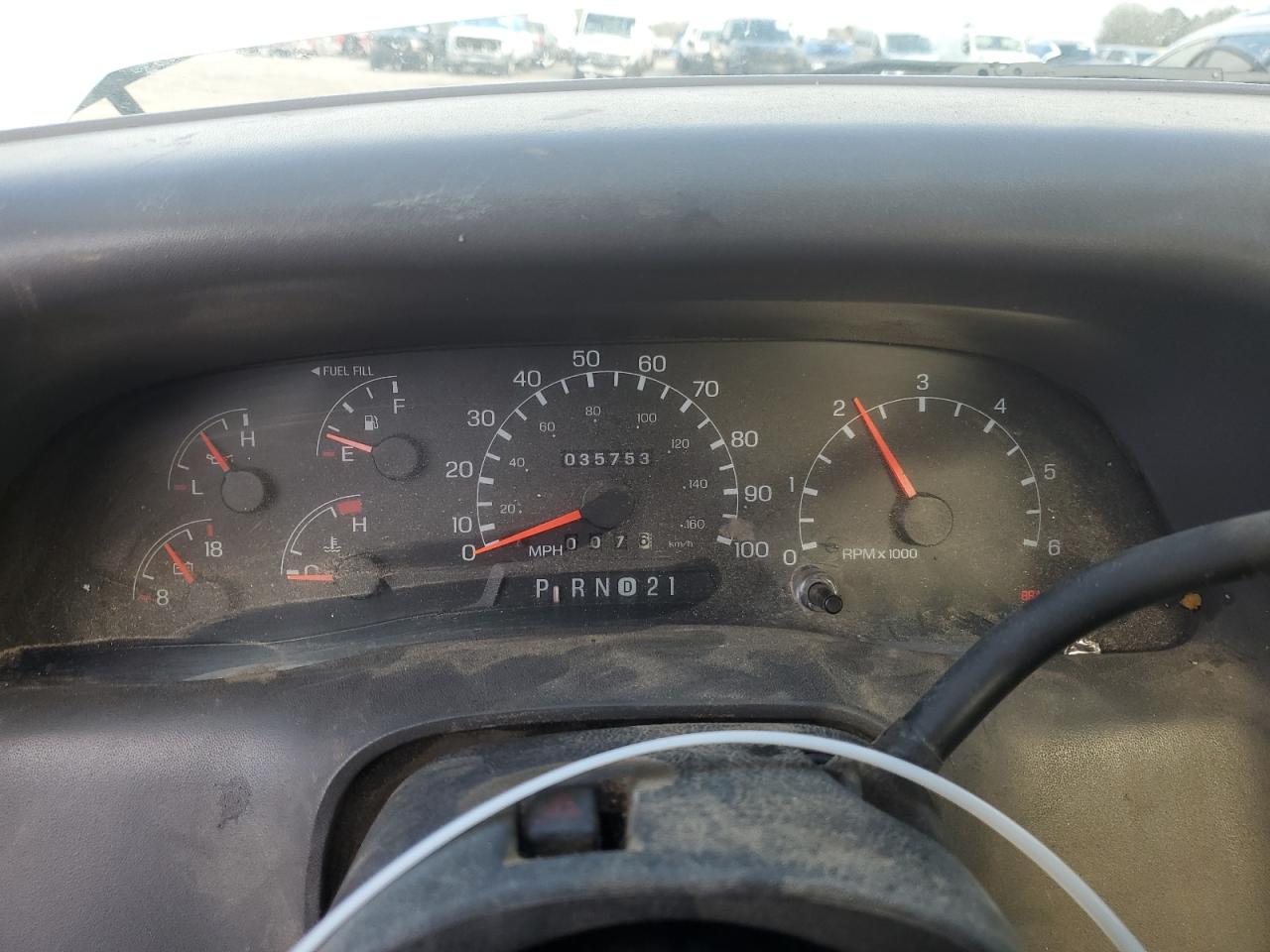 1999 Ford F450 - Image 9