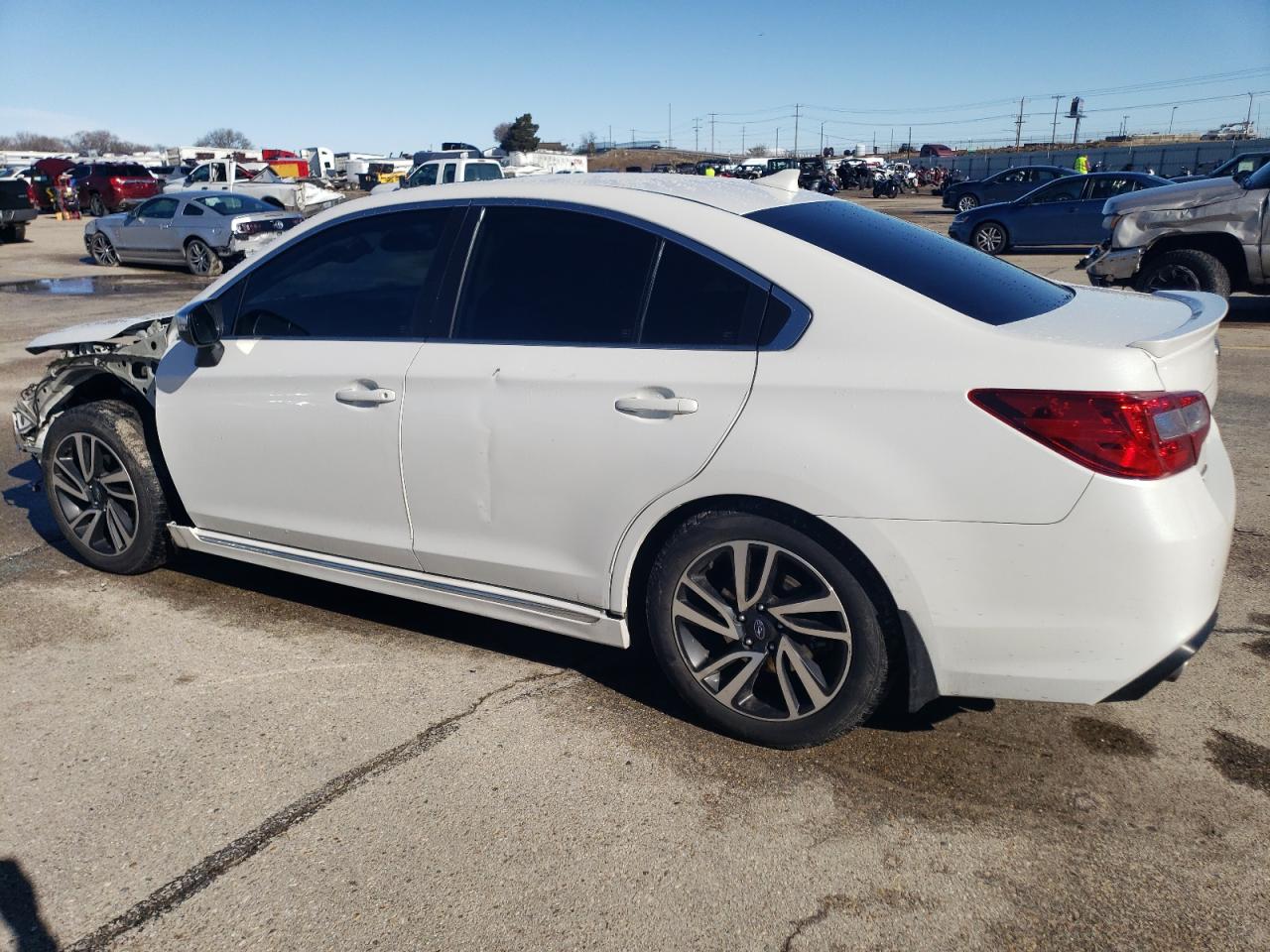 2018 Subaru Legacy - Image 2