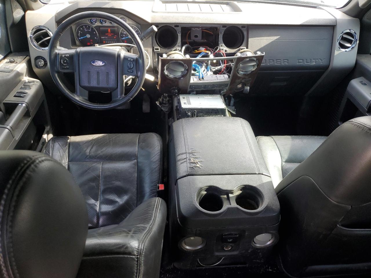 2012 Ford F350 - Image 8