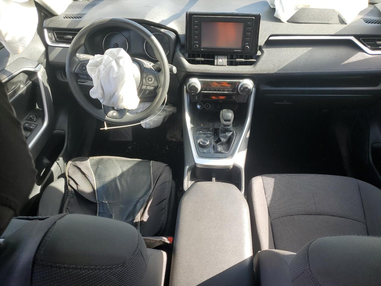 2022 Toyota RAV 4 - Image 8