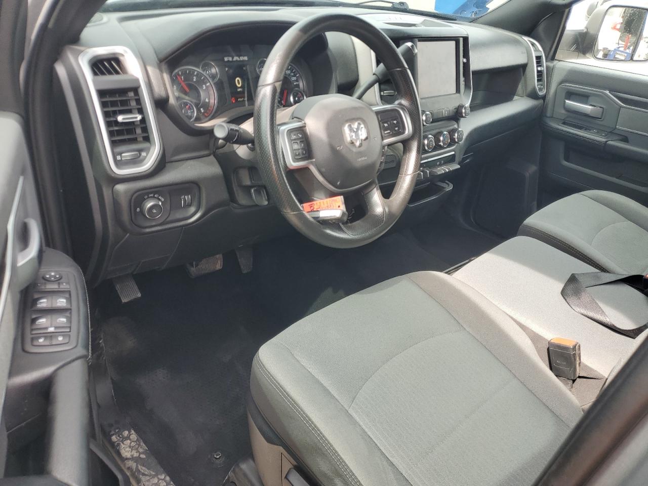 2022 RAM 2500 - Image 8