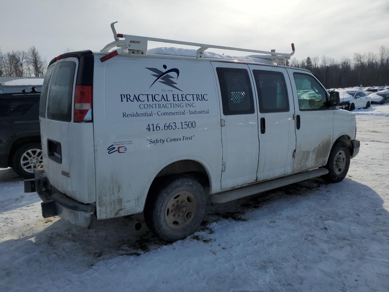 2016 GMC Savana - Image 3