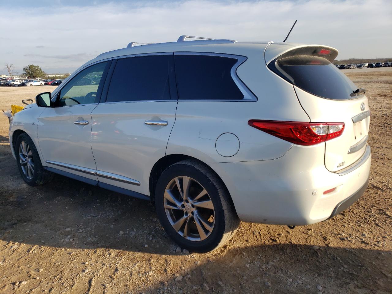 2015 Infiniti QX60 - Image 2