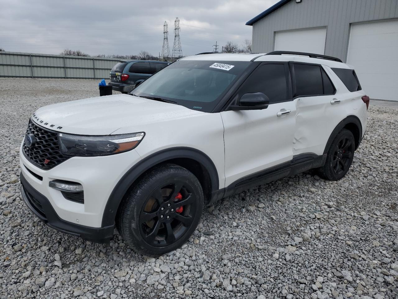 2022 Ford Explorer - Image 1