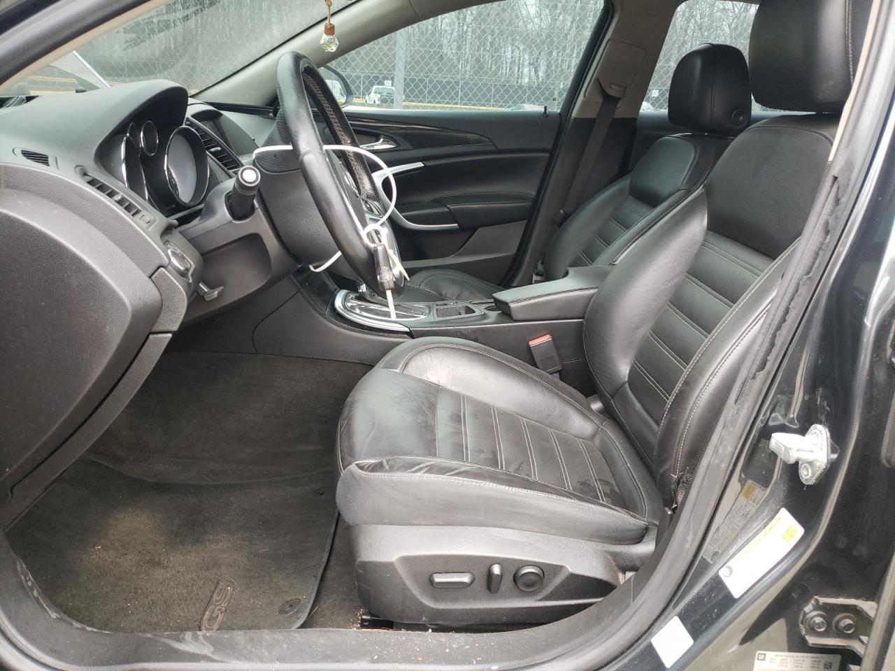 2012 Buick Regal - Image 7
