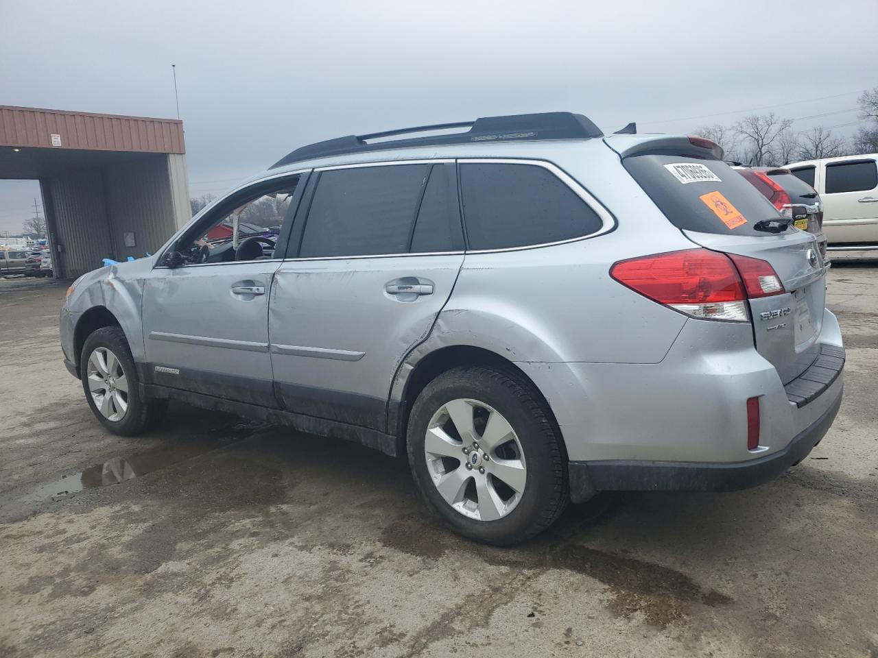2012 Subaru Outback - Image 2