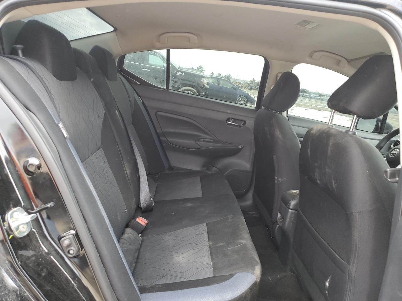 2024 Nissan Versa - Image 13