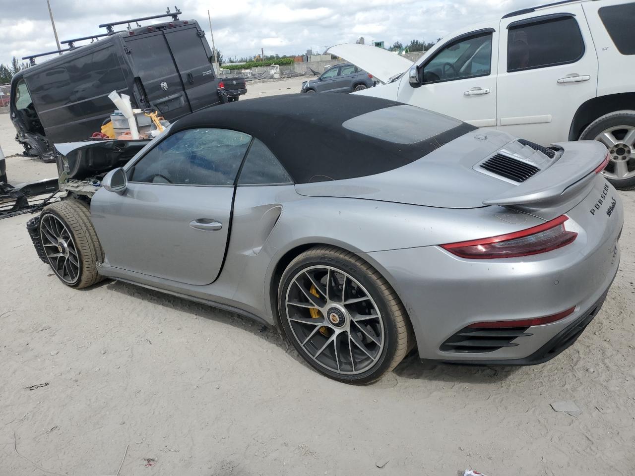 2019 Porsche 911 - Image 2