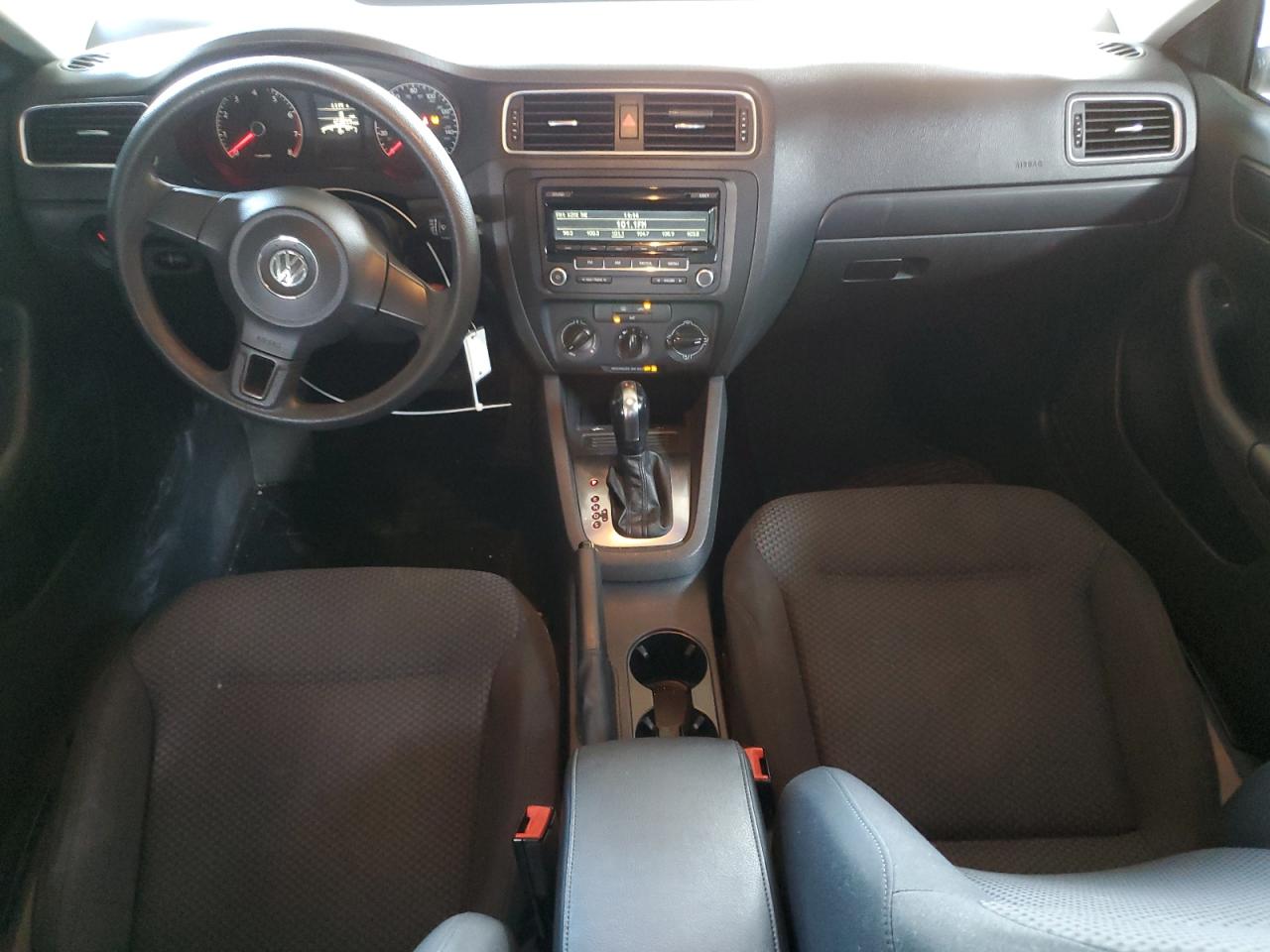 2014 Volkswagen Jetta - Image 8