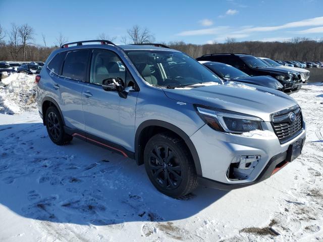  SUBARU FORESTER 2021 Серебристый