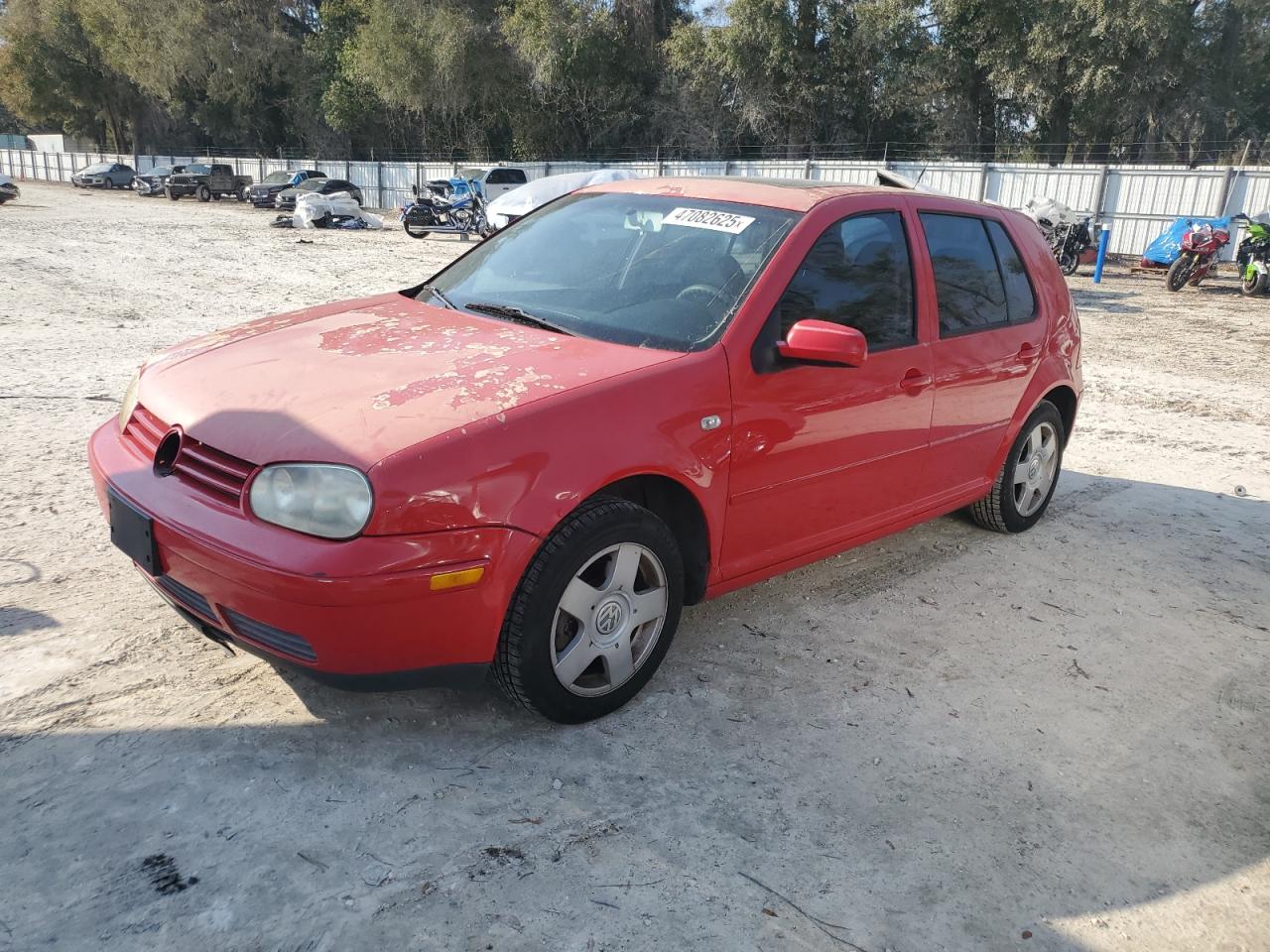 2001 Volkswagen Golf - Image 1