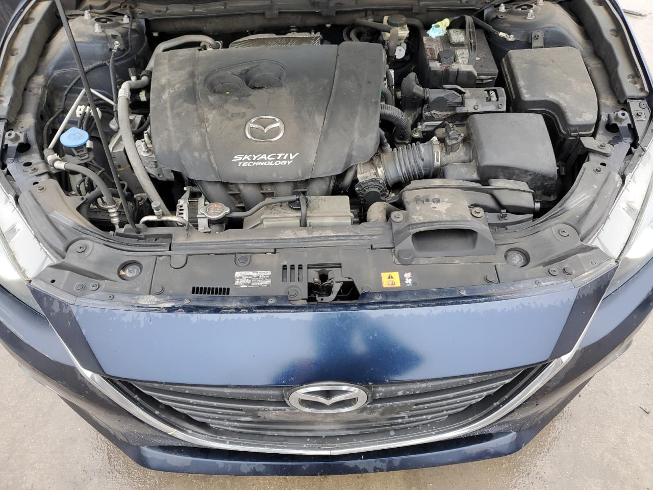 2015 Mazda 3 - Image 12