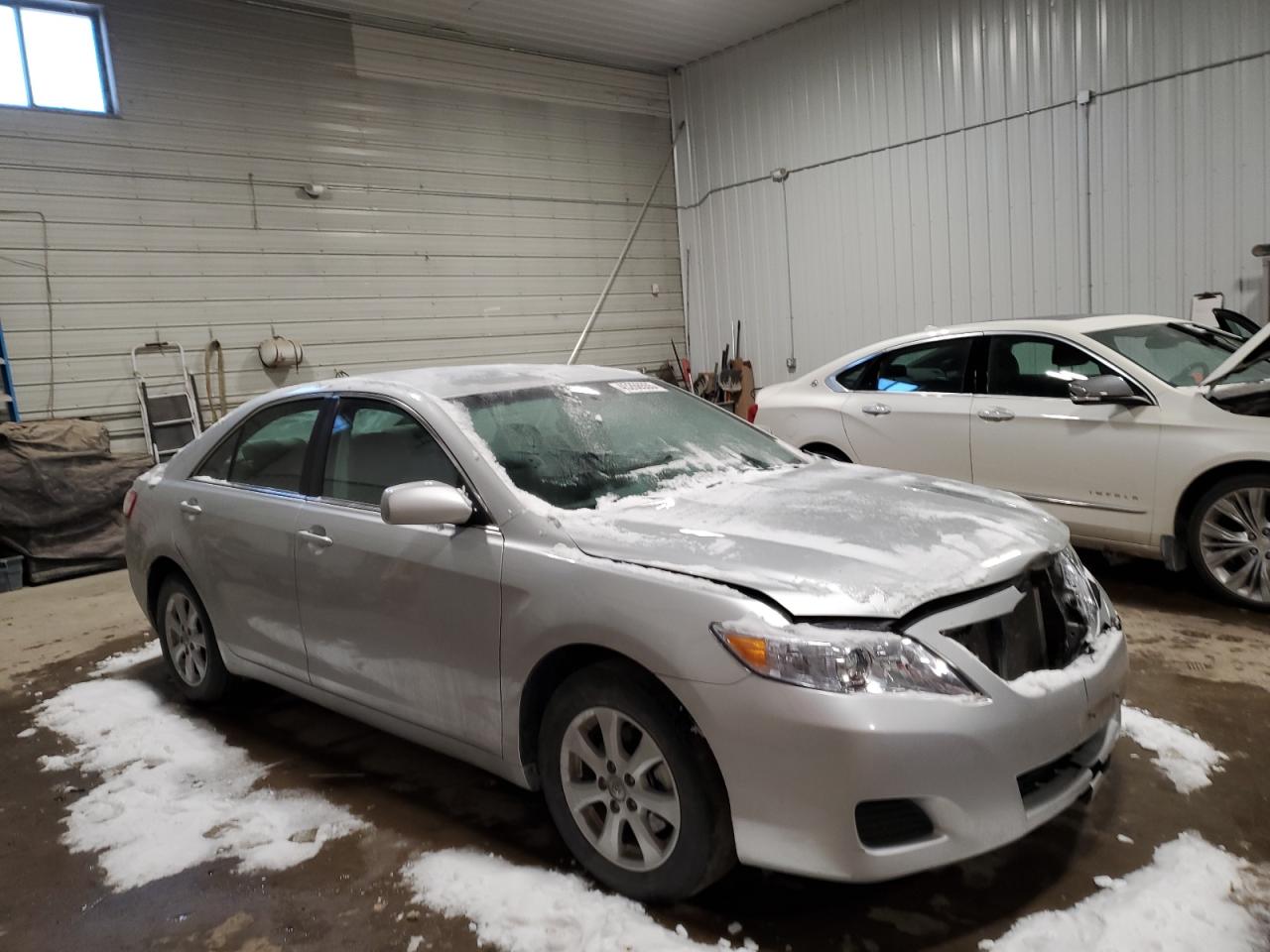 2011 Toyota Camry - Image 4