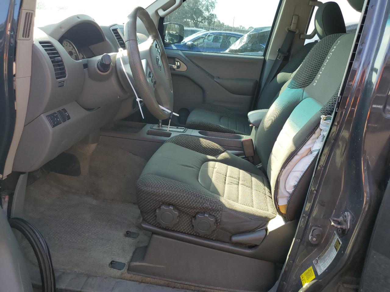 2015 Nissan Navara (Frontier) - Image 7