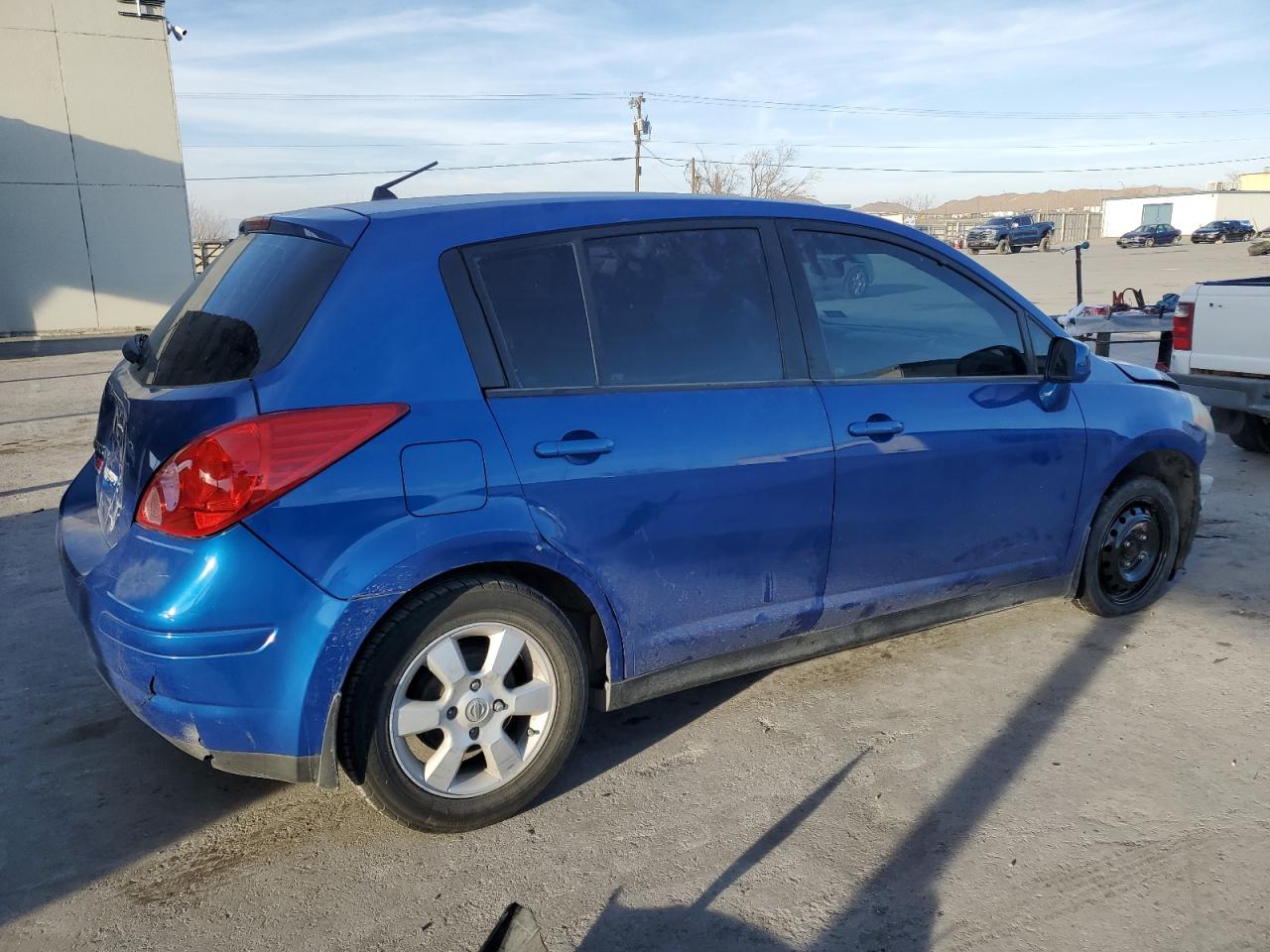 2007 Nissan Versa - Image 3