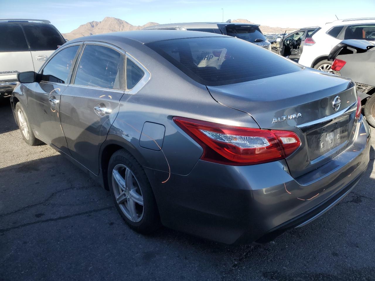 2016 Nissan Altima - Image 2