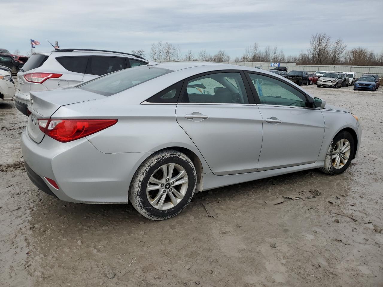 2014 Hyundai Sonata - Image 3