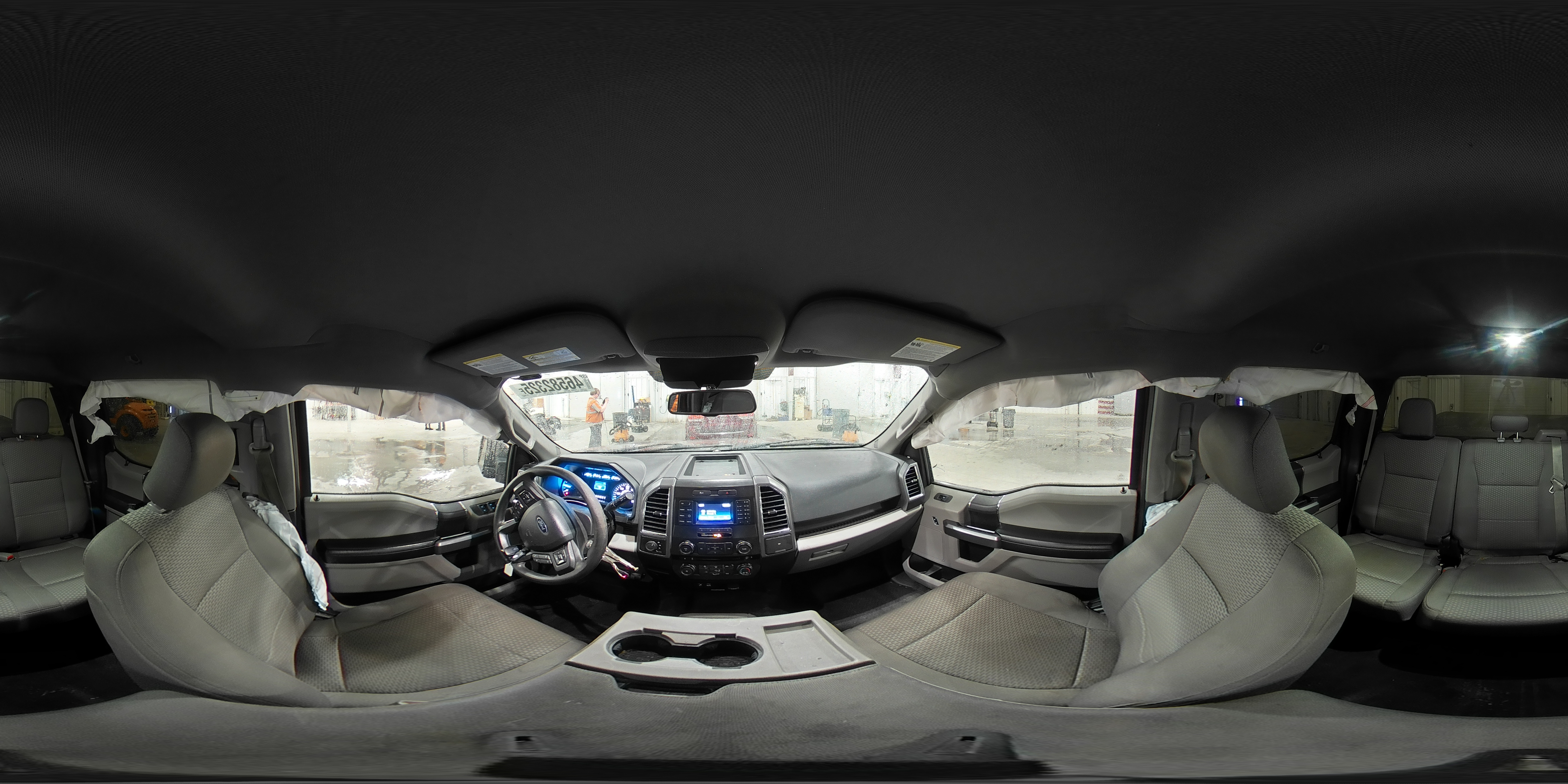 2015 Ford F-150 - Image 13