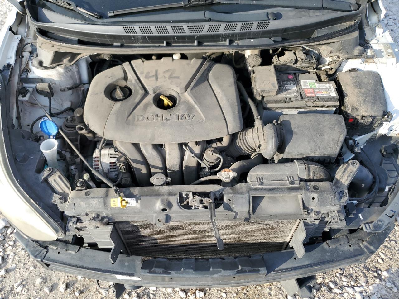2015 Hyundai Elantra - Image 11