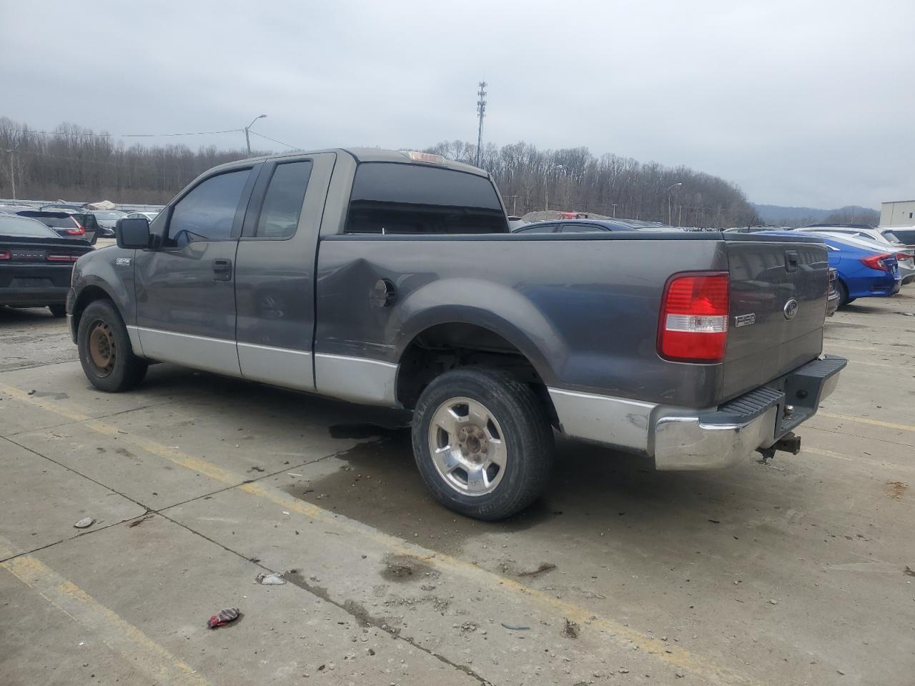 2004 Ford F-150 - Image 2