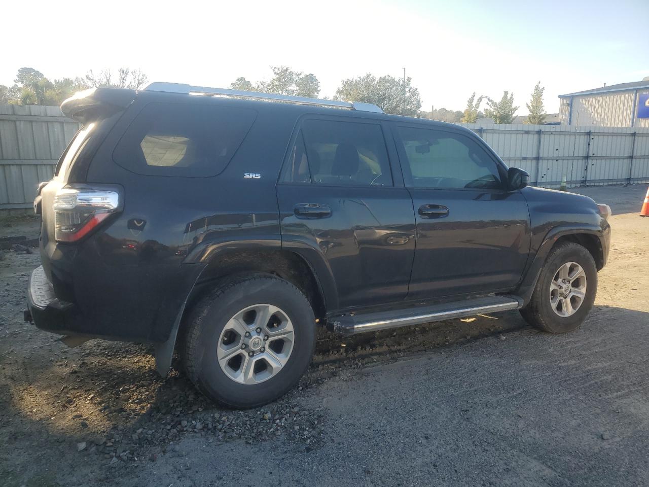 2017 Toyota 4Runner - Image 3