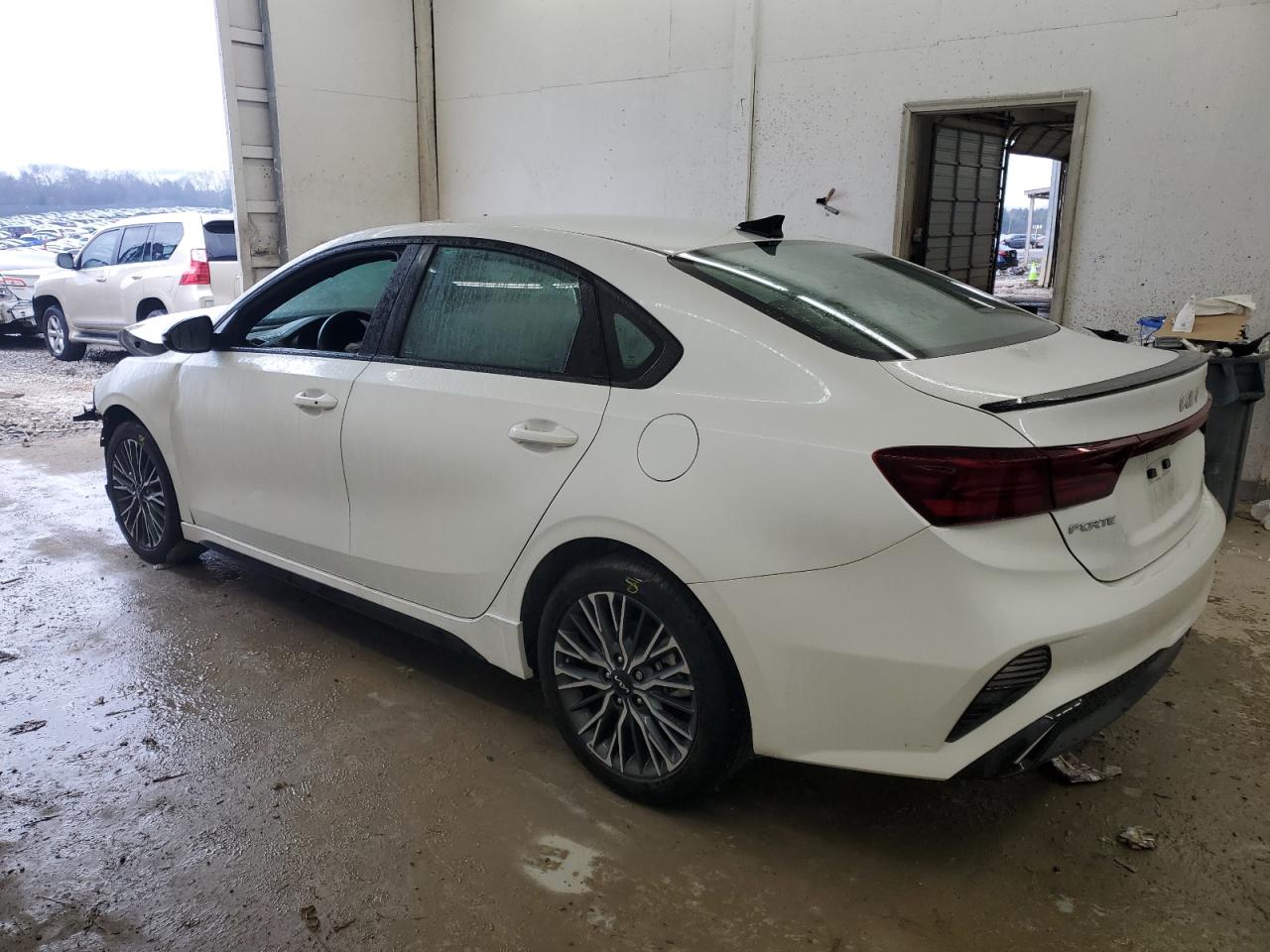 2024 Kia Forte - Image 2