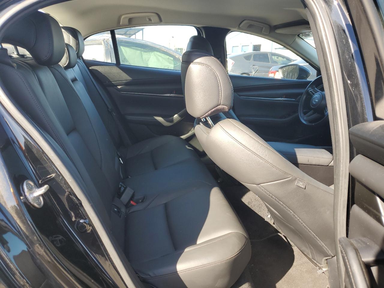 2021 Mazda 3 - Image 10