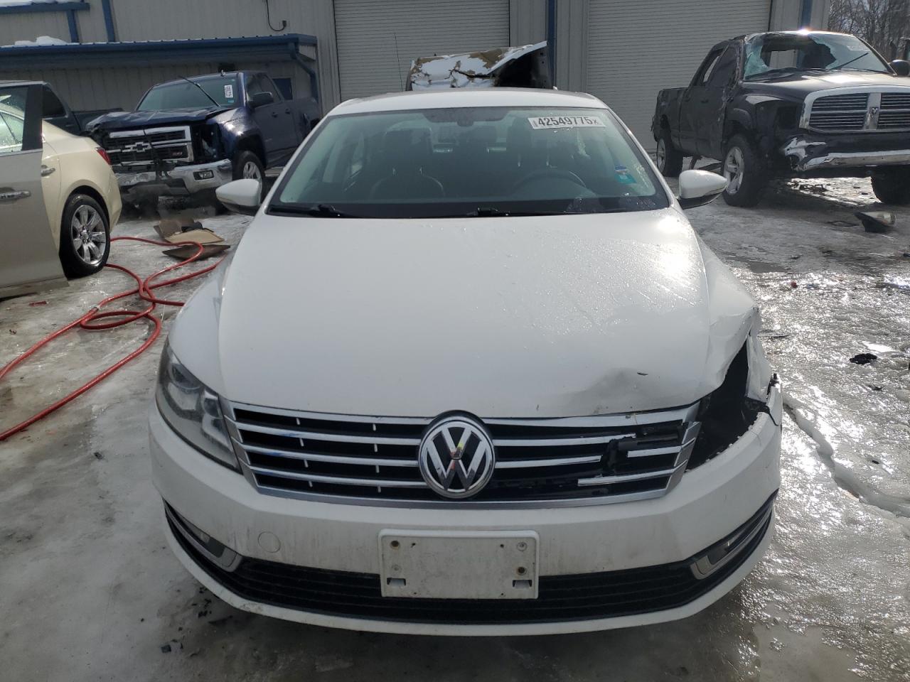 2014 Volkswagen Passat CC - Image 5