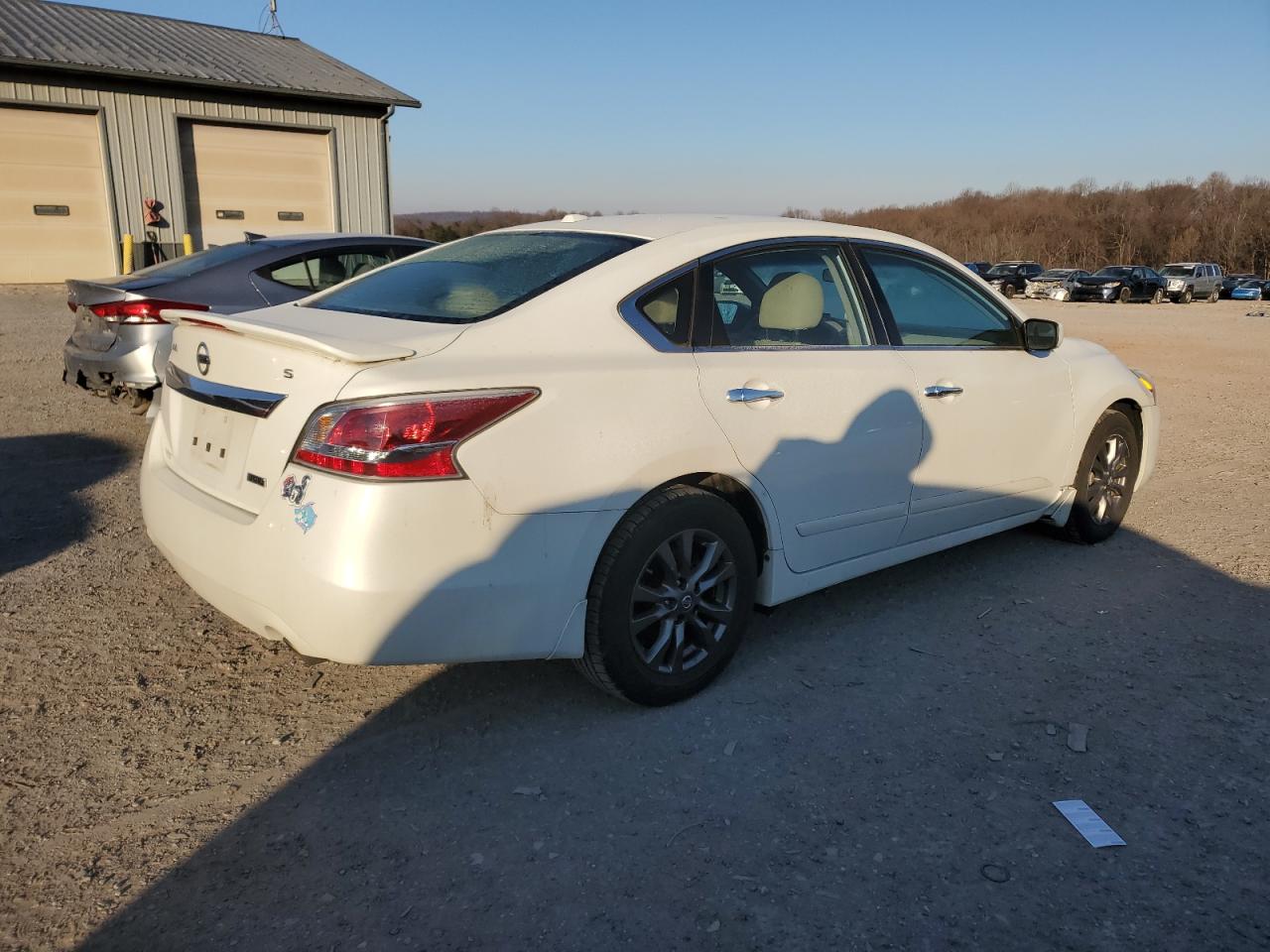 2015 Nissan Altima - Image 3