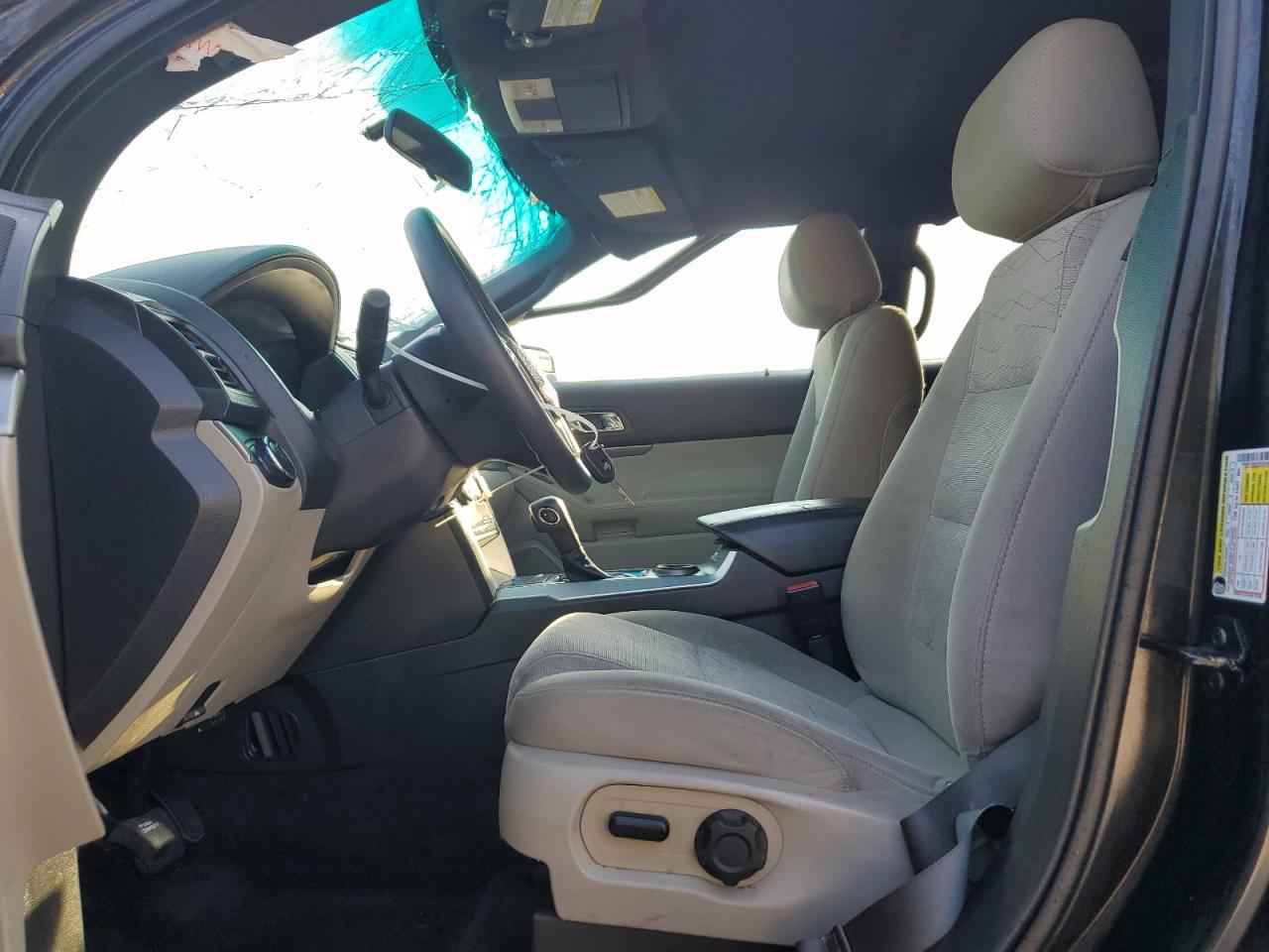 2015 Ford Explorer - Image 7