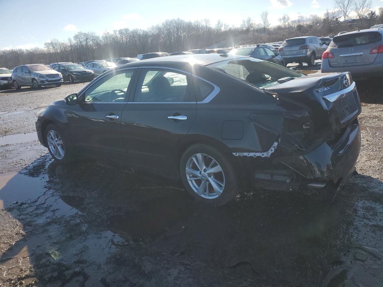 2015 Nissan Altima - Image 2
