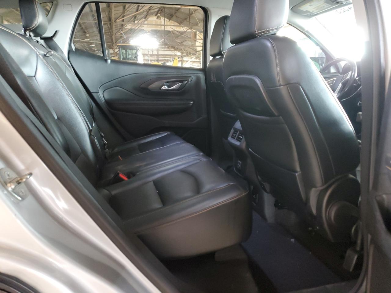 2019 GMC Terrain - Image 10