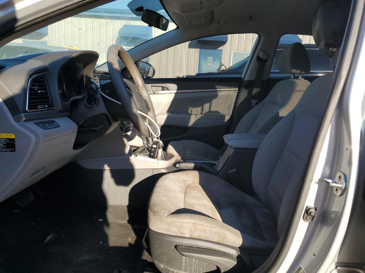 2018 Hyundai Elantra - Image 7