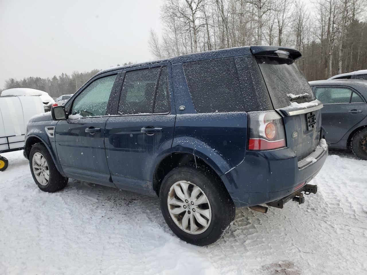 2013 Land Rover LR2 - Image 2