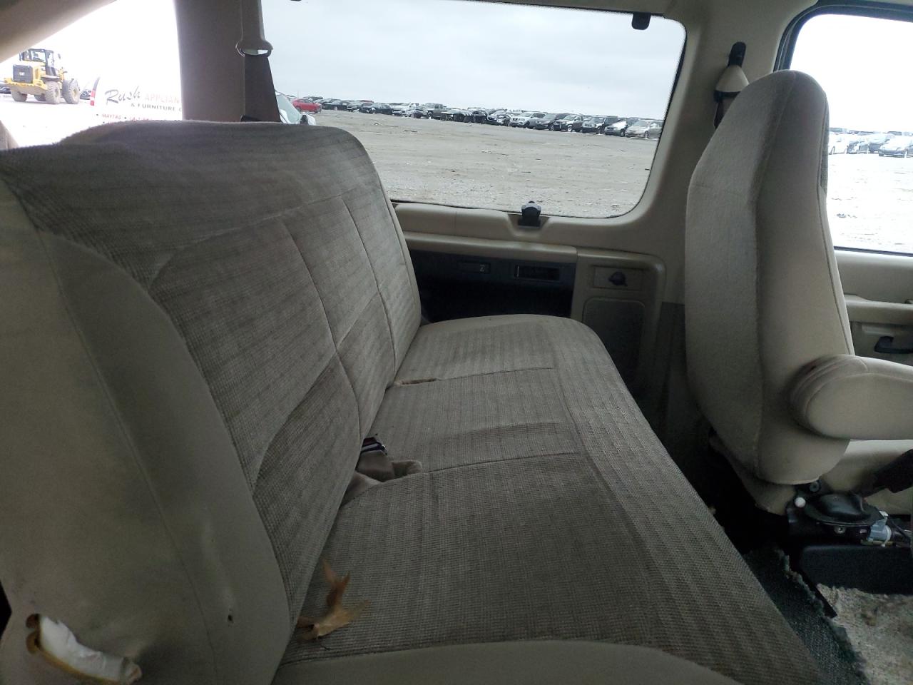 2003 Ford Econoline - Image 11