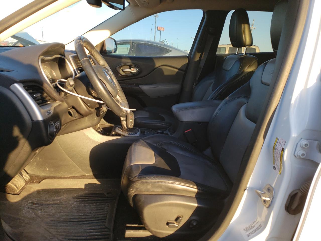 2014 Jeep Grand Cherokee - Image 7