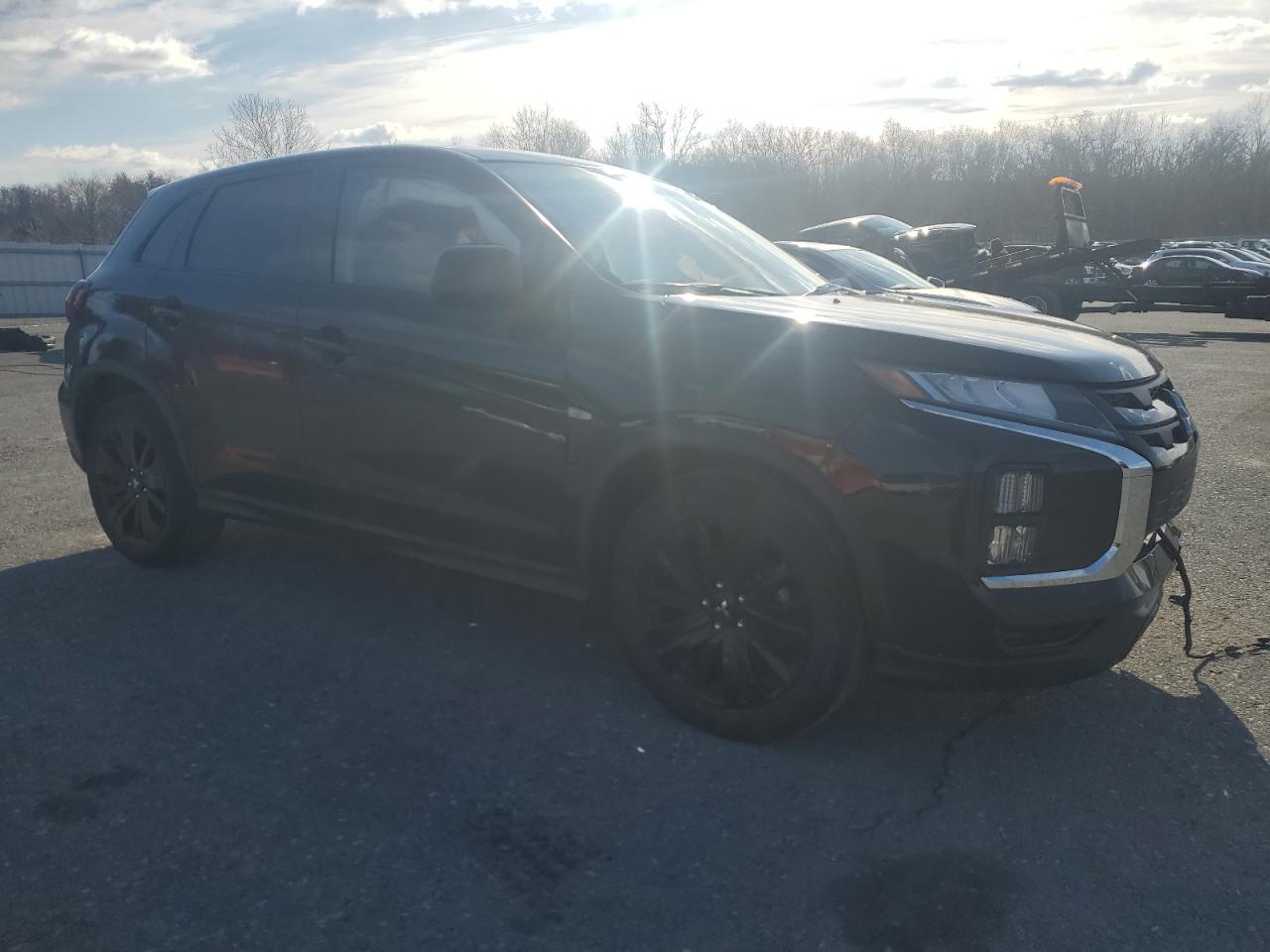 2021 Mitsubishi Outlander - Image 4